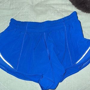 Hotty hot 2.5” inseam shorts